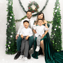 Family Photo Sample -- 2024-11-09