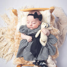Baby Photo Sample -- 2022-02-01