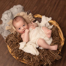 Baby Photo Sample -- 2022-02-01